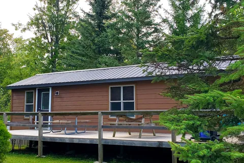 Fishermans Cove Tent and Trailer Park