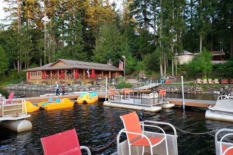 Offut Lake Resort