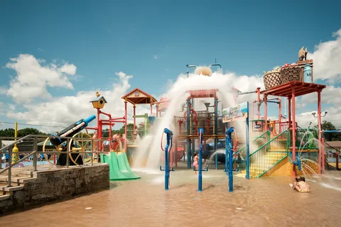 Yogi Bear’s Jellystone Park™ Camp-Resort: Barton Lake