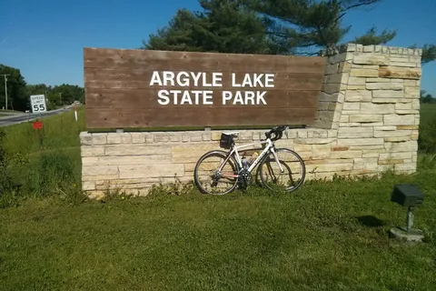 Twisted Oaks - Argyle Lake State Park