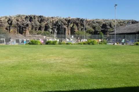 Rimrock Meadows