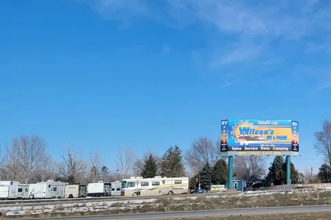 Intermountain Motor Homes and RV Camp