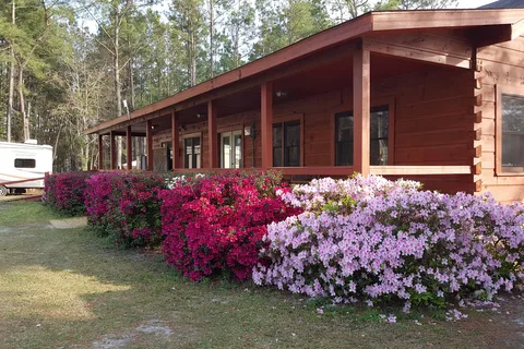 McIntosh Lake RV Park