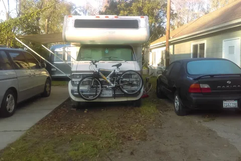 Arbor Mobile Village