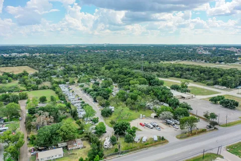 BCs Village 21 RV Park