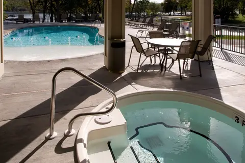 Port of Kimberling Marina and Resort