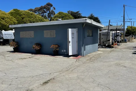 Seacliff Center RV Park