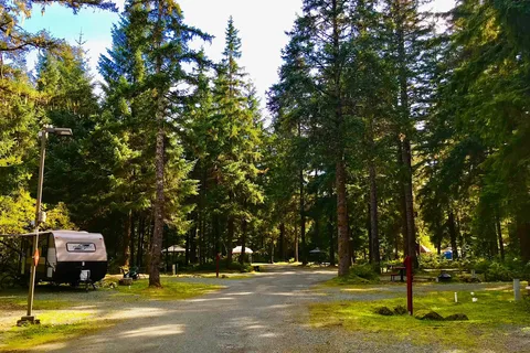 Glacier Nalu Campground Resort