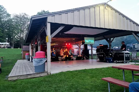 Holiday Hill Campground