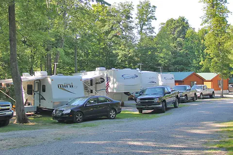 Cozy Oaks RV Resort