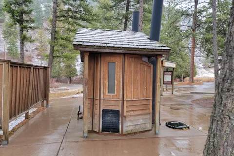 Salmon Lake State Park