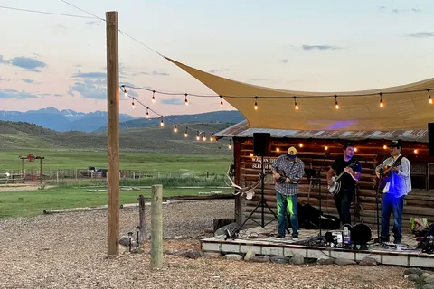 4 Eagle Ranch
