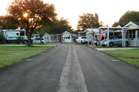 The Fig Tree RV Resort