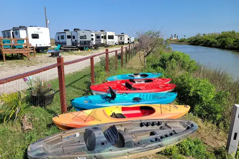 Haileys Beach-N-Bay RV Park
