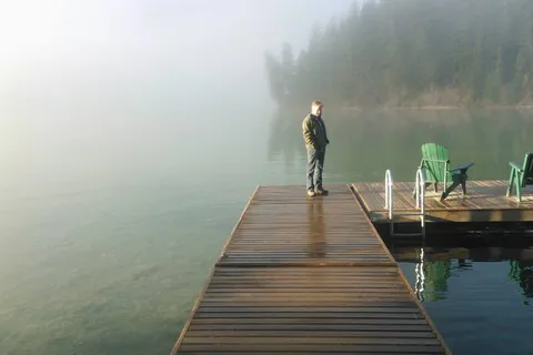 Eagle Island Resort - BC Interior Lake Resort