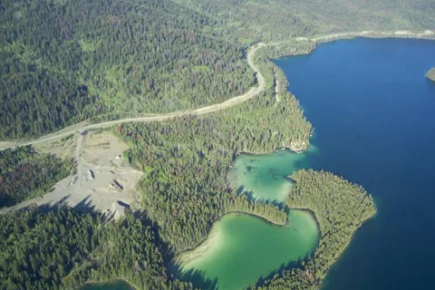 Eagle Island Resort - BC Interior Lake Resort