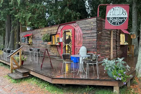 Kokanee Chalets RV Park and Campground