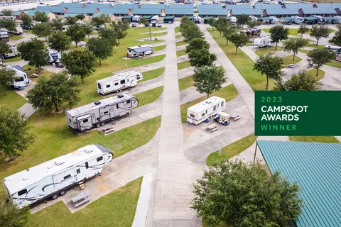 Camp Margaritaville RV Resort Breaux Bridge