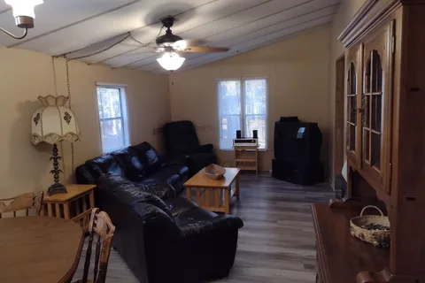 Deep Bend Landing
