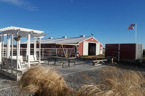 Diamond B Stabling