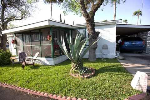 Palm Gardens Manufactured Home and RV Community