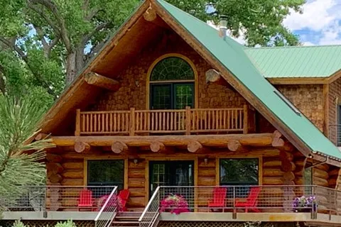 Riverbend RV Park and Cabins