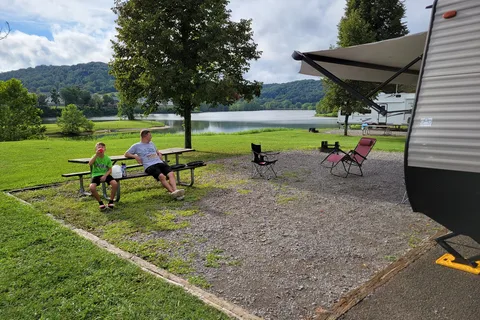 Briar Point Campground at Stonewall