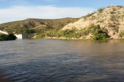 Upper Flats Beach Camping - Caballo Lake State Park