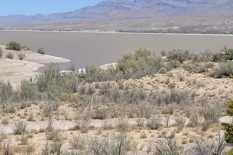 Upper Flats Beach Camping - Caballo Lake State Park