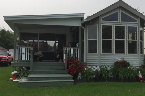 Ocean Surf RV Park - Camping