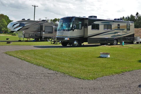Ocean Surf RV Park - Camping