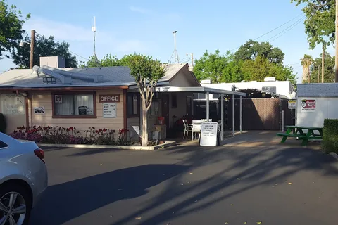 Country Manor Mobile Home Community