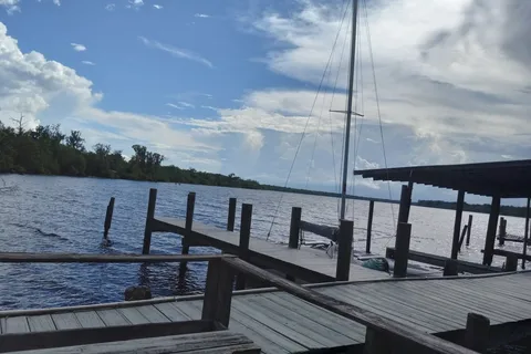 Half Shell Resort and Marina