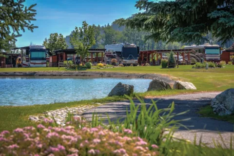 StoneRidge MotorCoach Village
