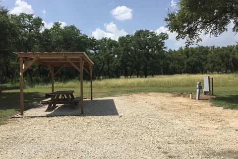 Becs Store and RV Park