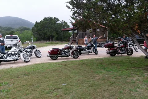 Becs Store and RV Park