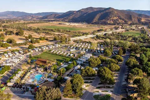 Flying Flags RV Resort & Campground