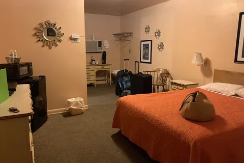 Cactus Inn and RV Parking