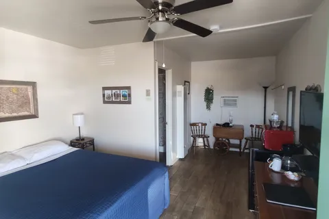 Cactus Inn and RV Parking