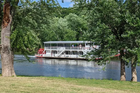 Steamboat Park Campground
