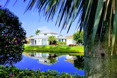 Aztec RV Resort- Motorcoach