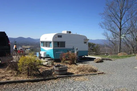 Campfire Lodgings