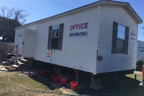 Hwy 97 E RV Park