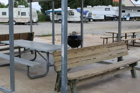 Sticklers RV Park