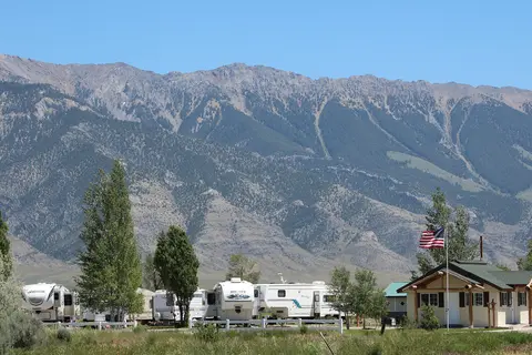Moose Crossing RV Park