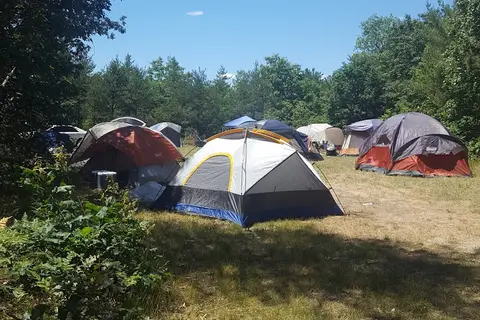 Ann's Putman Lake RV Park and Campground Inc