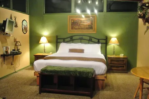 Redwoods River Resort and Campground