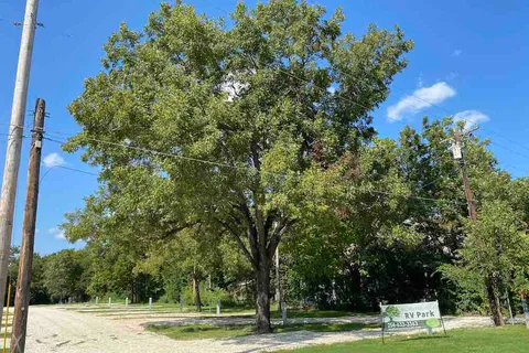 Hackberry Acres RV Park