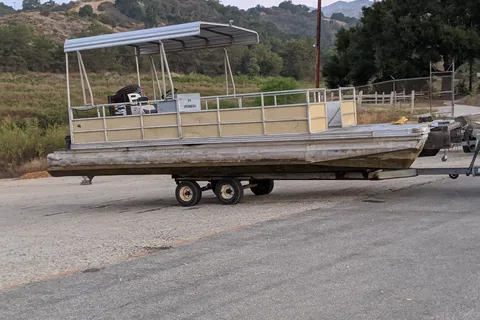 Hawk - Lake Casitas Recreation Area