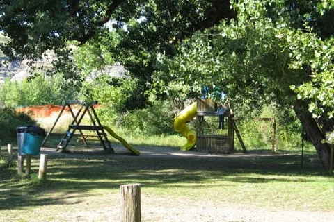 11 Bridges Campground and Cabins